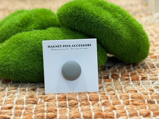 Grey Hijab Magnet by Zoya Z – Elegant Strong Hold for Pin-Free Hijab Styling