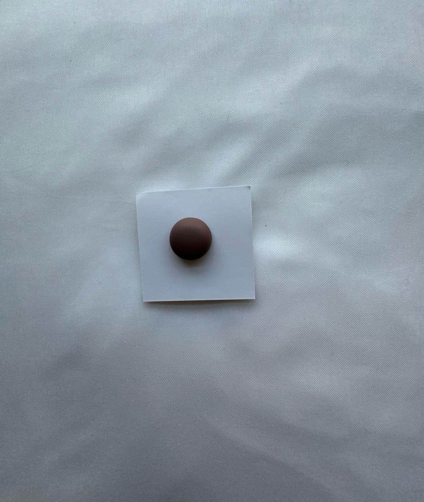Espresso brown hijab magnet strong no-snag hijab pin magnet for Muslim women lightweight secure scarf magnet for jersey chiffon silk hijabs deep brown clip by Alif Scarf | Alif Scarf