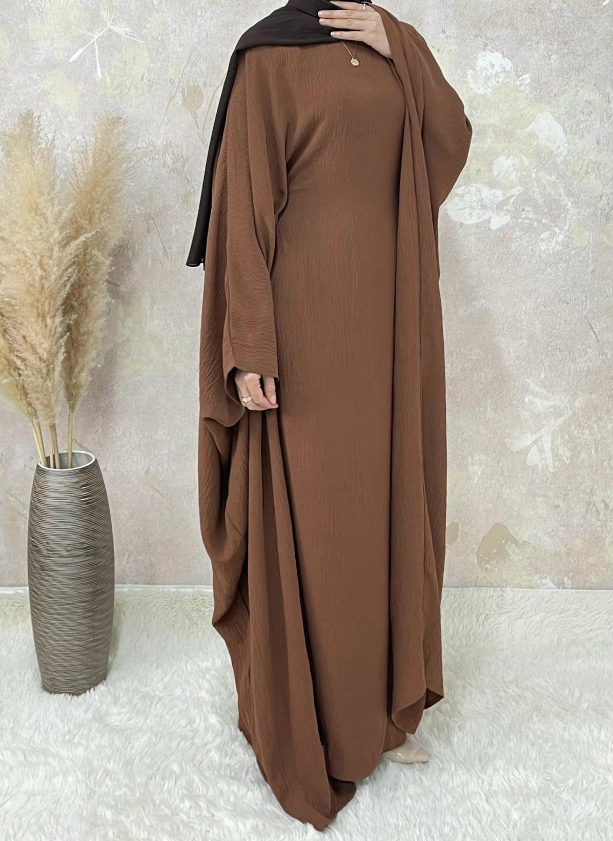 Layla Butterfly Abaya in pink & brown – flowing silhouette by Zoya Z